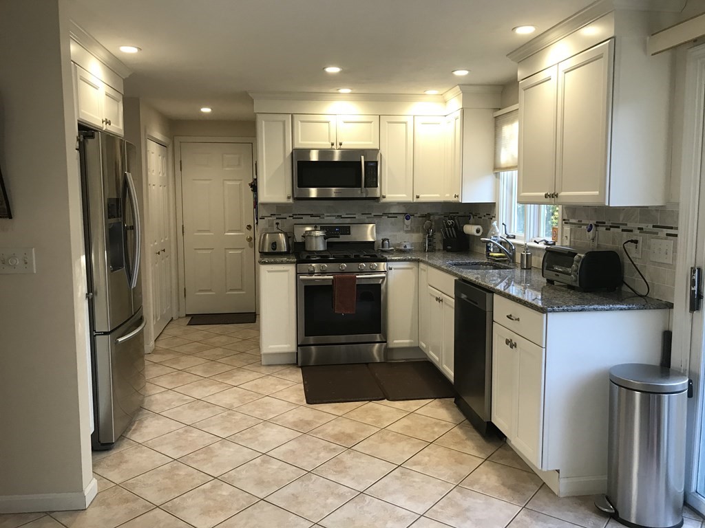 50 Elyse Road Mansfield, MA 02048 - Photo 5 of 20 Gallery Image 5