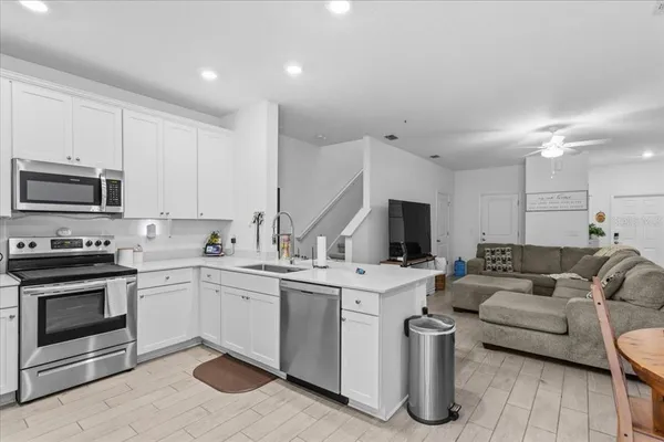 $259,900 | 12657 Northwest 7th Place, Newberry, FL 32669