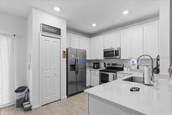 $259,900 | 12657 Northwest 7th Place, Newberry, FL 32669