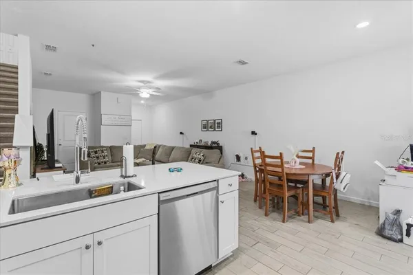 $259,900 | 12657 Northwest 7th Place, Newberry, FL 32669
