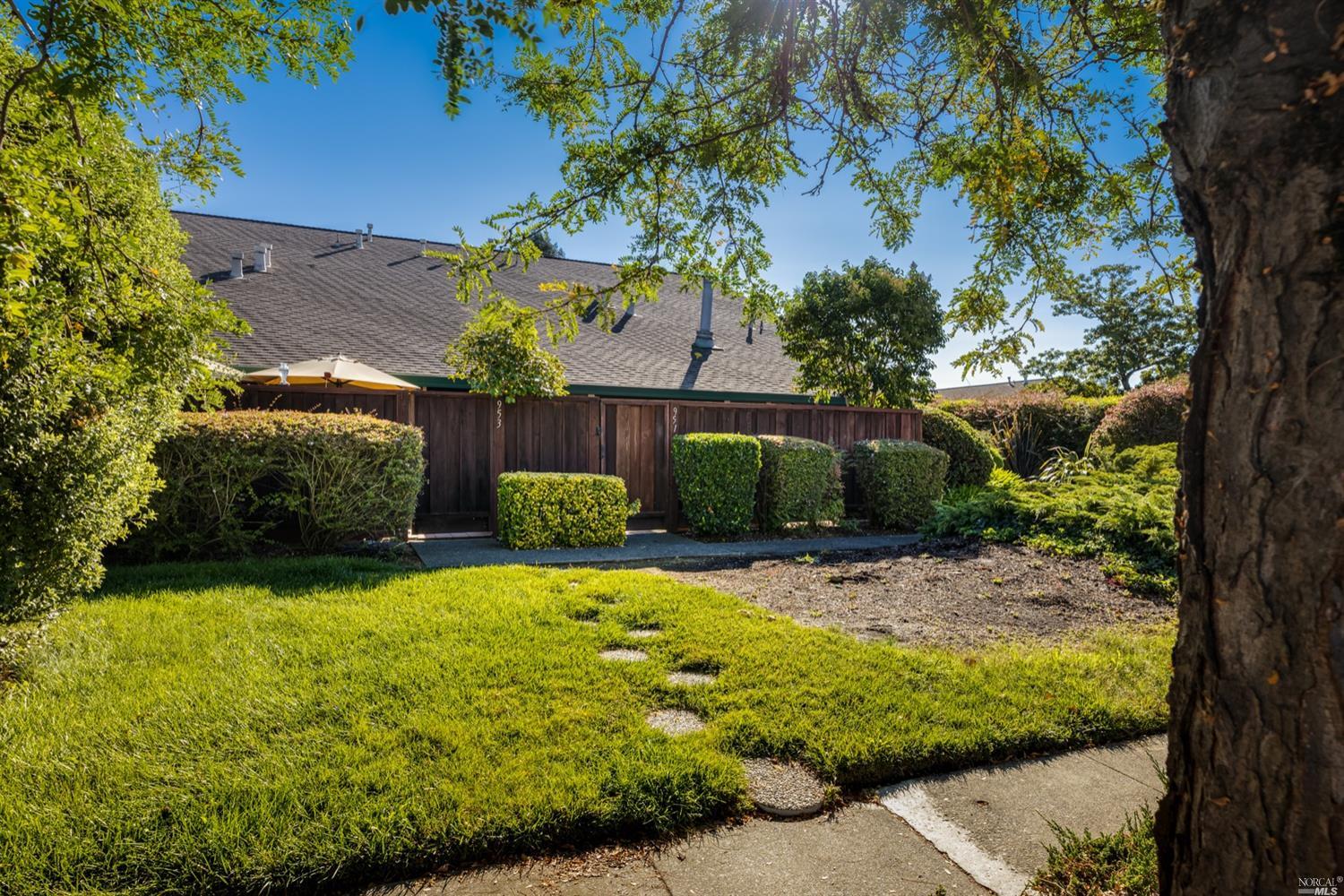 951 Santa Cruz Way Rohnert Park, CA 94928 - Photo 1 of 1 Gallery Image 1
