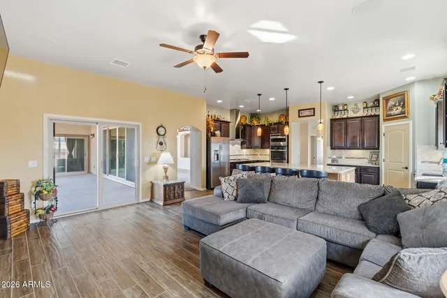 $785,000 | 6233 East Molly Drive, Hereford, AZ 85615