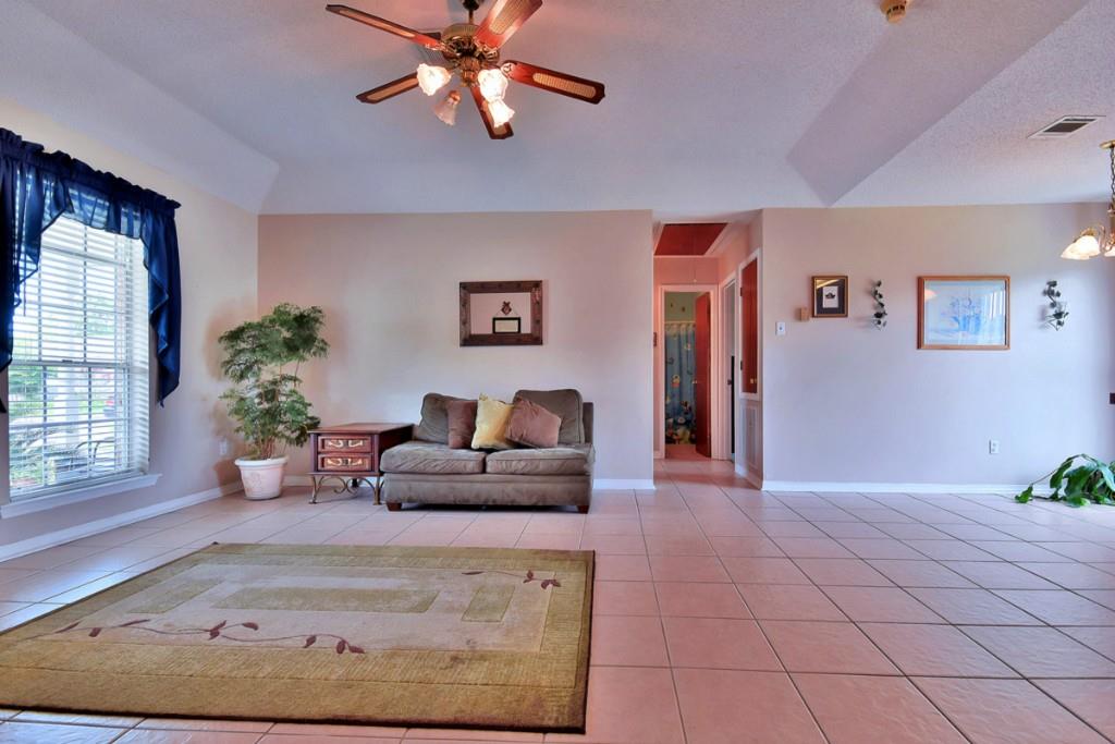 2424 Rue Jesann Marrero, LA 70072 - Photo 5 of 15 Gallery Image 5