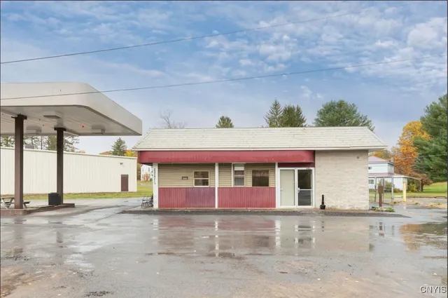 $299,000 | 2328 Highway 13, Altmar, NY 13302