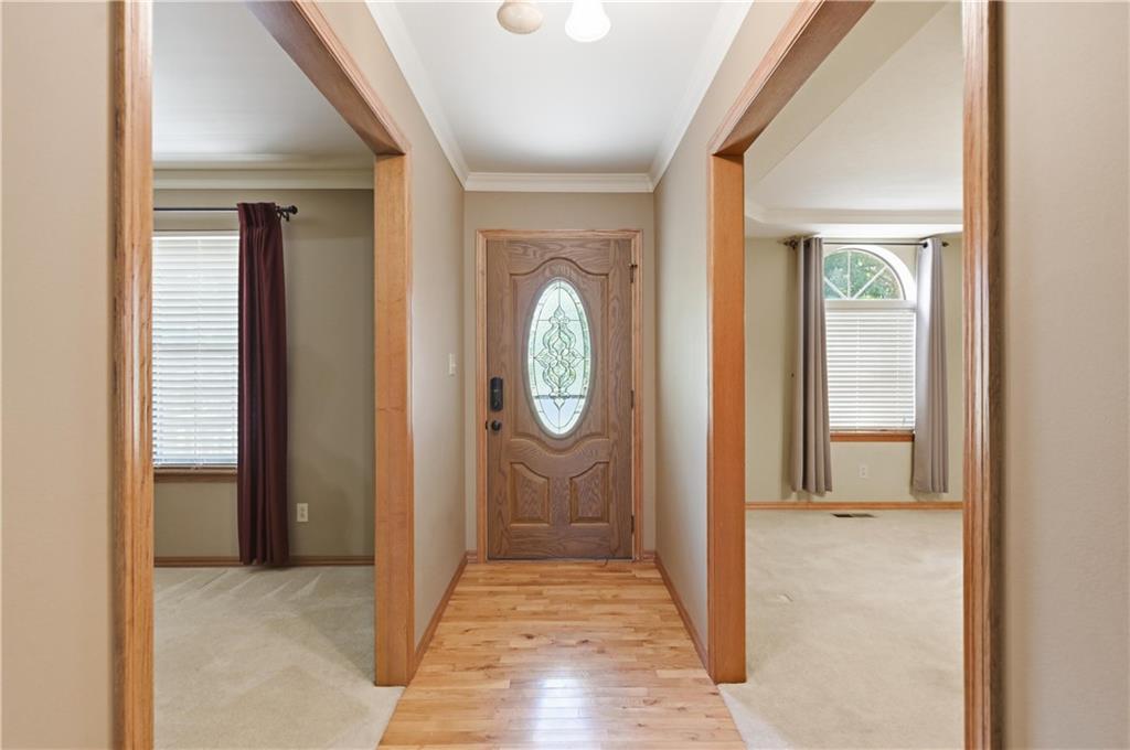 136 Westfield Road Pittsburg, KS 66762 - Photo 3 of 54 Gallery Image 3