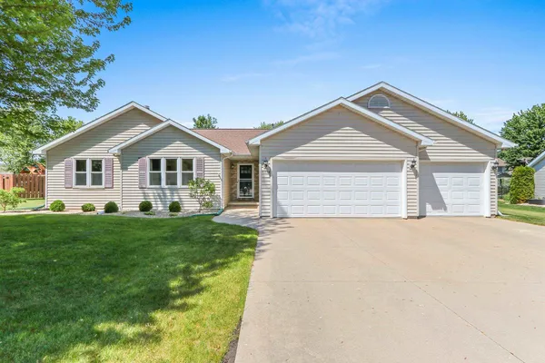$419,800 | W6034 Paige Way, Appleton, WI 54915