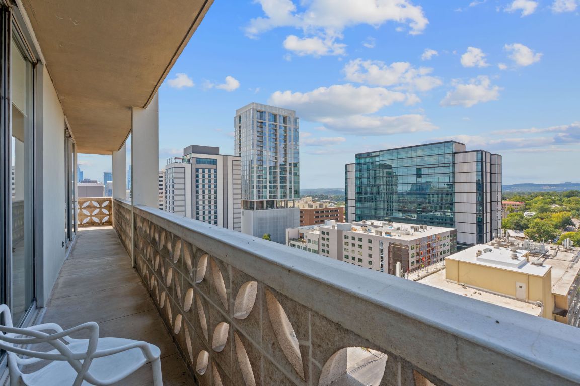 1801 Lavaca Street, Unit 12K Austin, TX 78701 - Photo 18 of 27 a view of balcony with furniture