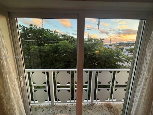 $3,400 | 1498 Jefferson Avenue, Unit 405, Miami Beach, FL 33139