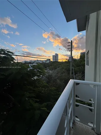 $3,400 | 1498 Jefferson Avenue, Unit 405, Miami Beach, FL 33139