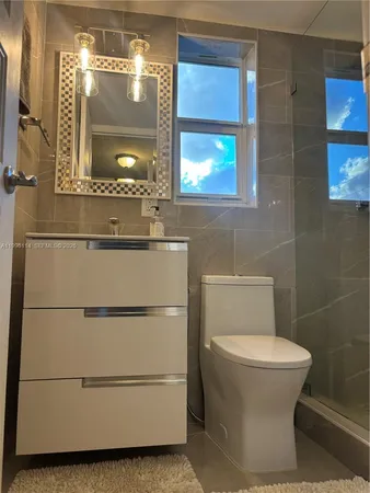 $3,400 | 1498 Jefferson Avenue, Unit 405, Miami Beach, FL 33139