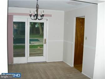 20 Ricci Lane Newark, DE 19702 - Photo 6 of 12 Dining Room