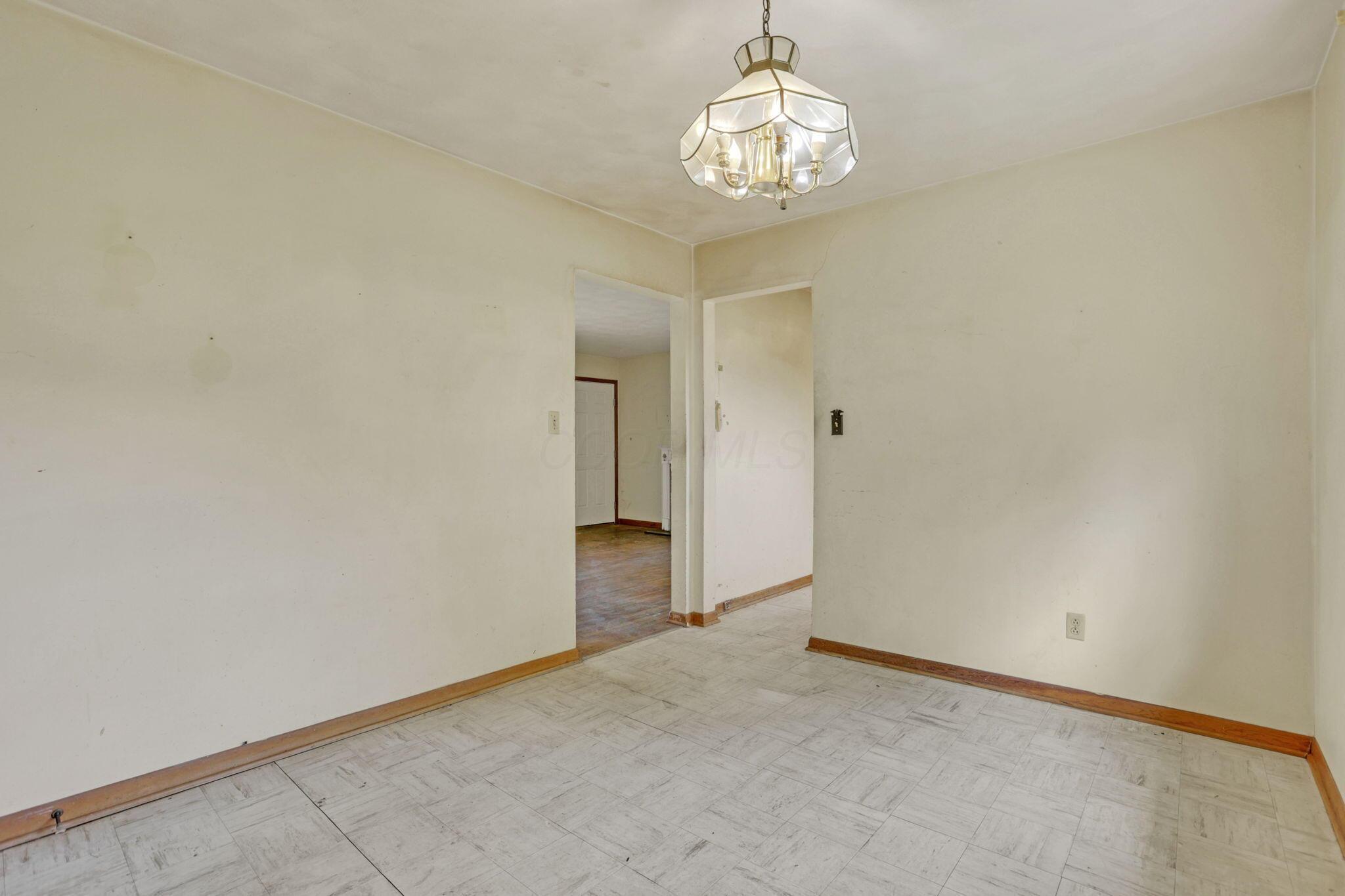 31 Longview Heights Road Athens, OH 45701 - Photo 8 of 68 10-web-or-mls-LO5A1642
