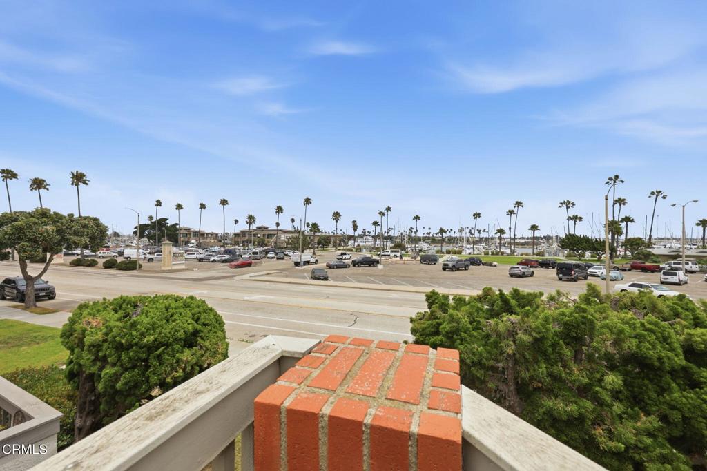 3664 Sunset Lane Oxnard, CA 93035 - Photo 15 of 58