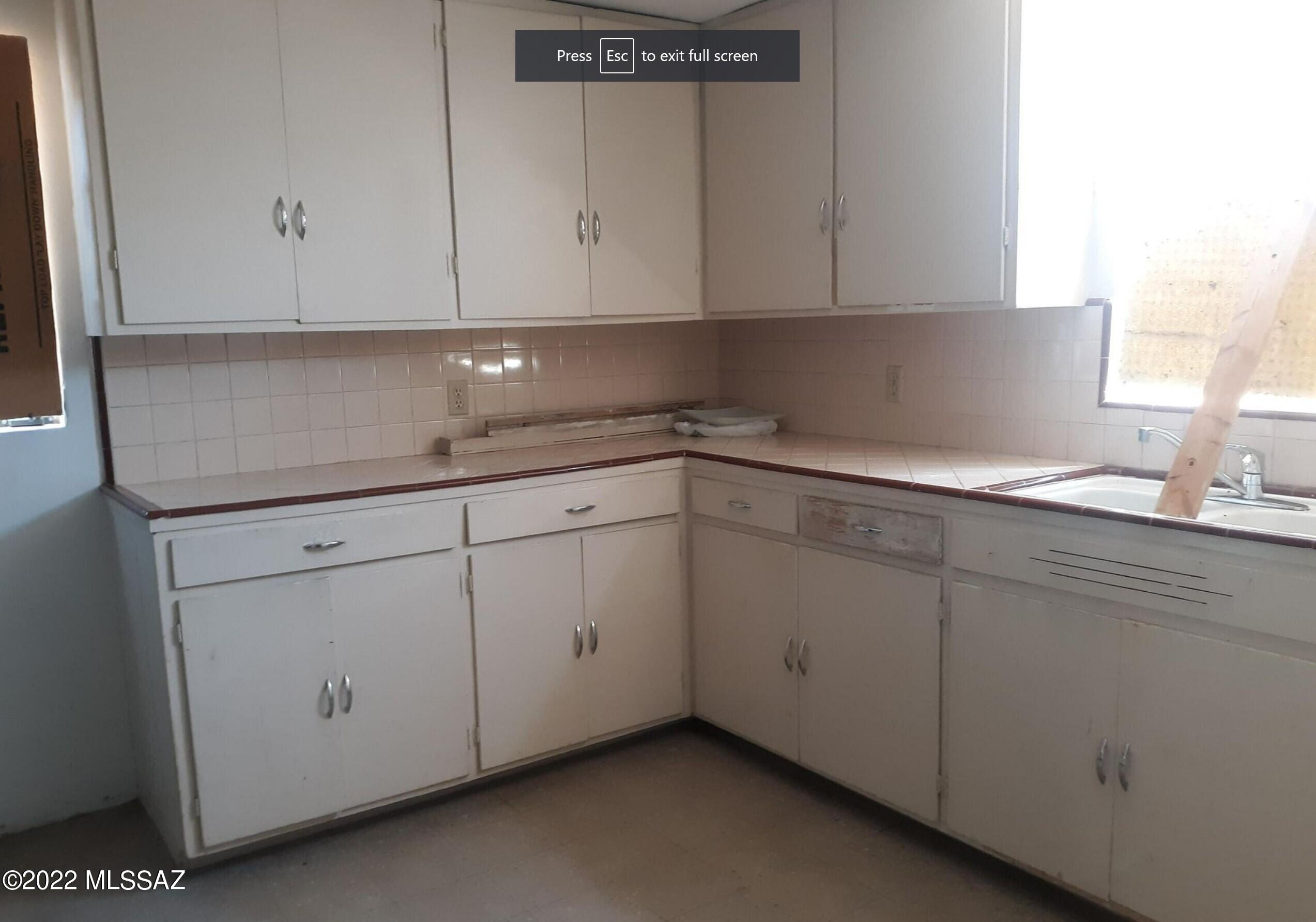 315 East Grant Road Tucson, AZ 85705 - Photo 7 of 8