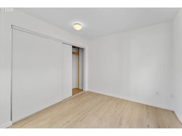 $250,000 | 3515 Southwest Barbur Boulevard, Unit R1, Portland, OR 97239