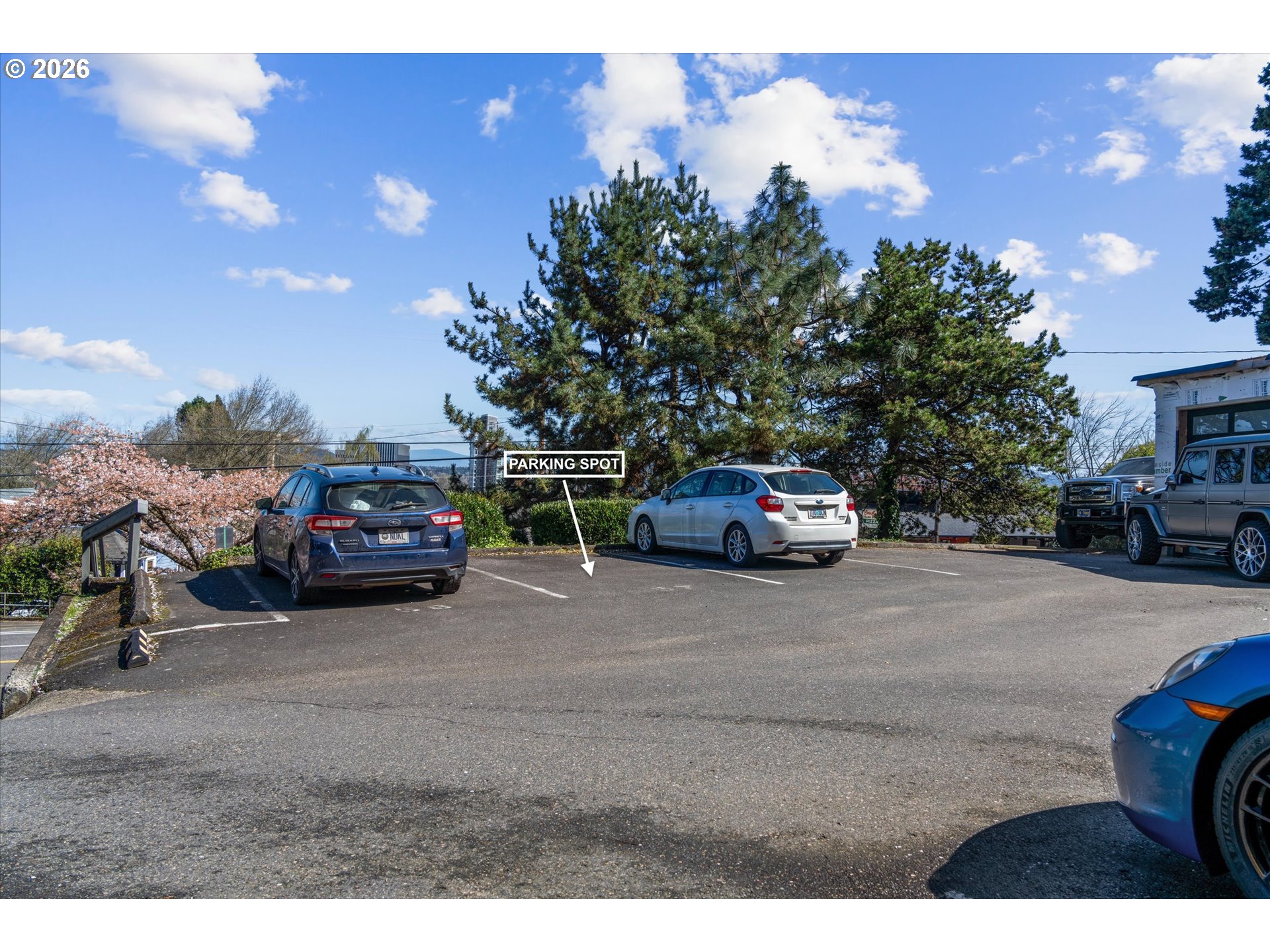 3515 Southwest Barbur Boulevard, Unit R1 Portland, OR 97239 - Photo 17 of 23 Parking