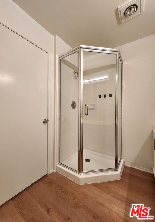 832 3rd Street, Unit 301 Santa Monica, CA 90403 - Photo 15 of 21