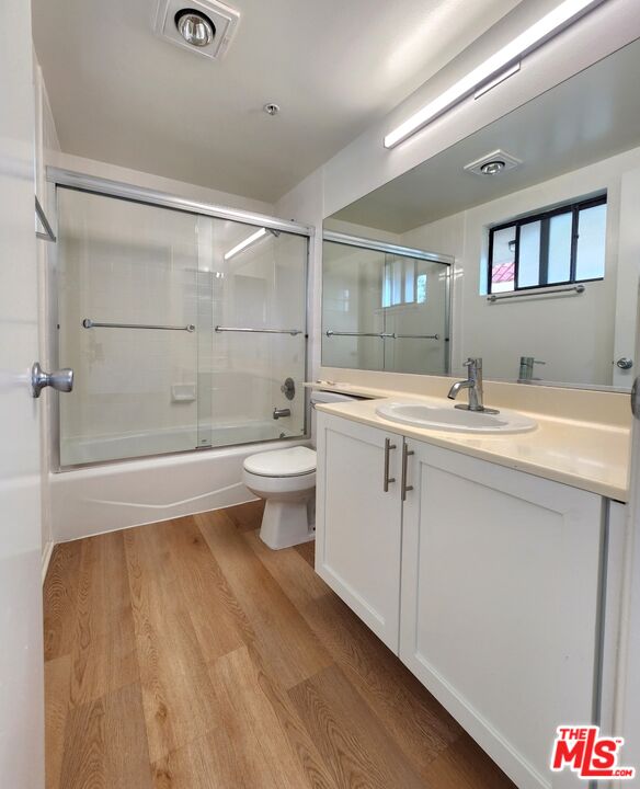 832 3rd Street, Unit 301 Santa Monica, CA 90403 - Photo 18 of 21