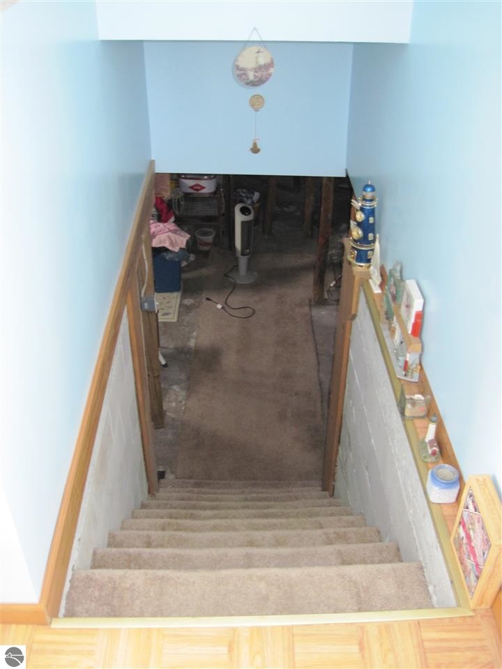 8919 West County Line Road Buckley, MI 49620 - Photo 7 of 30 1838158-6.JPG