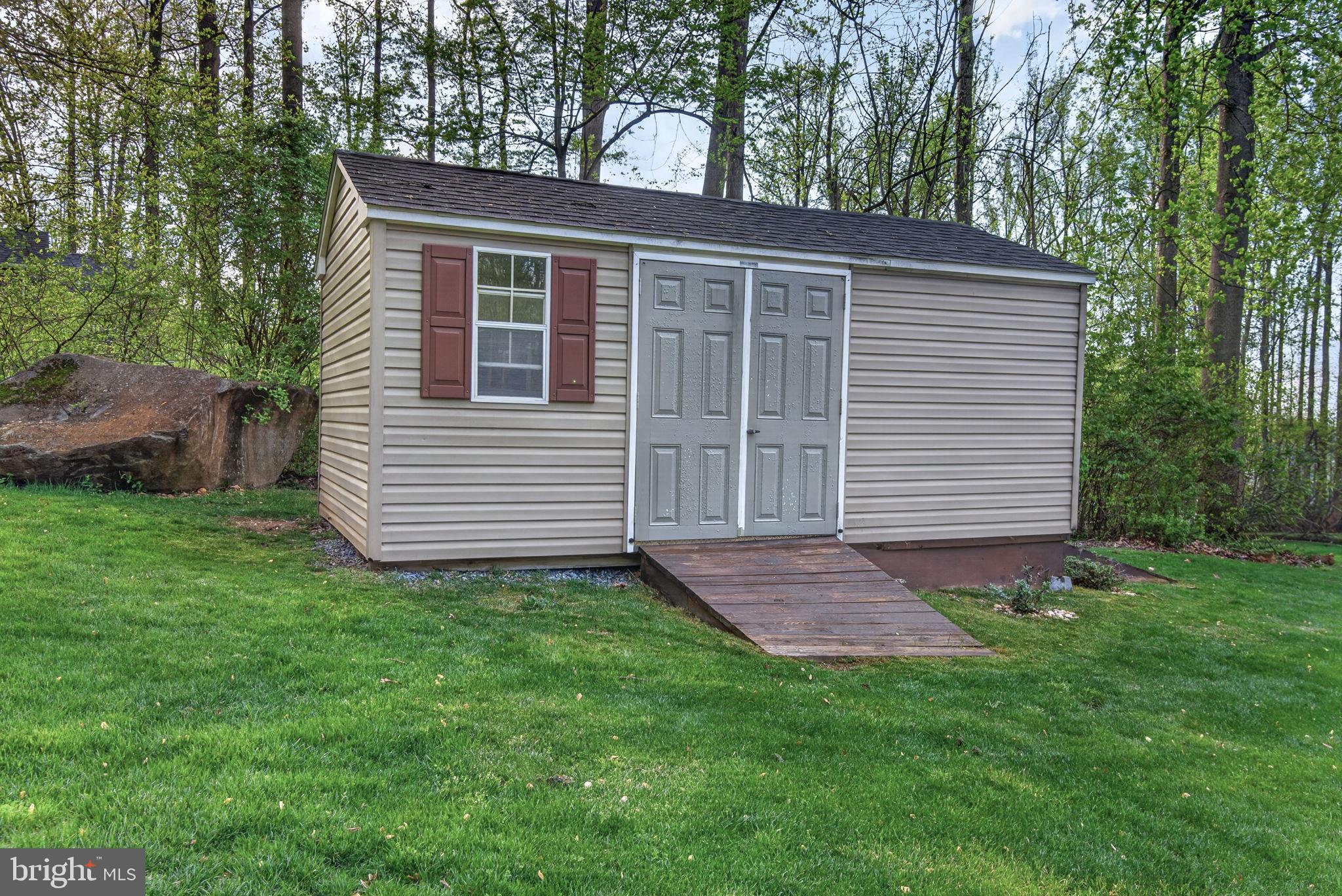 131 Freys Road Elizabethtown, PA 17022 - Photo 19 of 72 a view of a back yard of the house