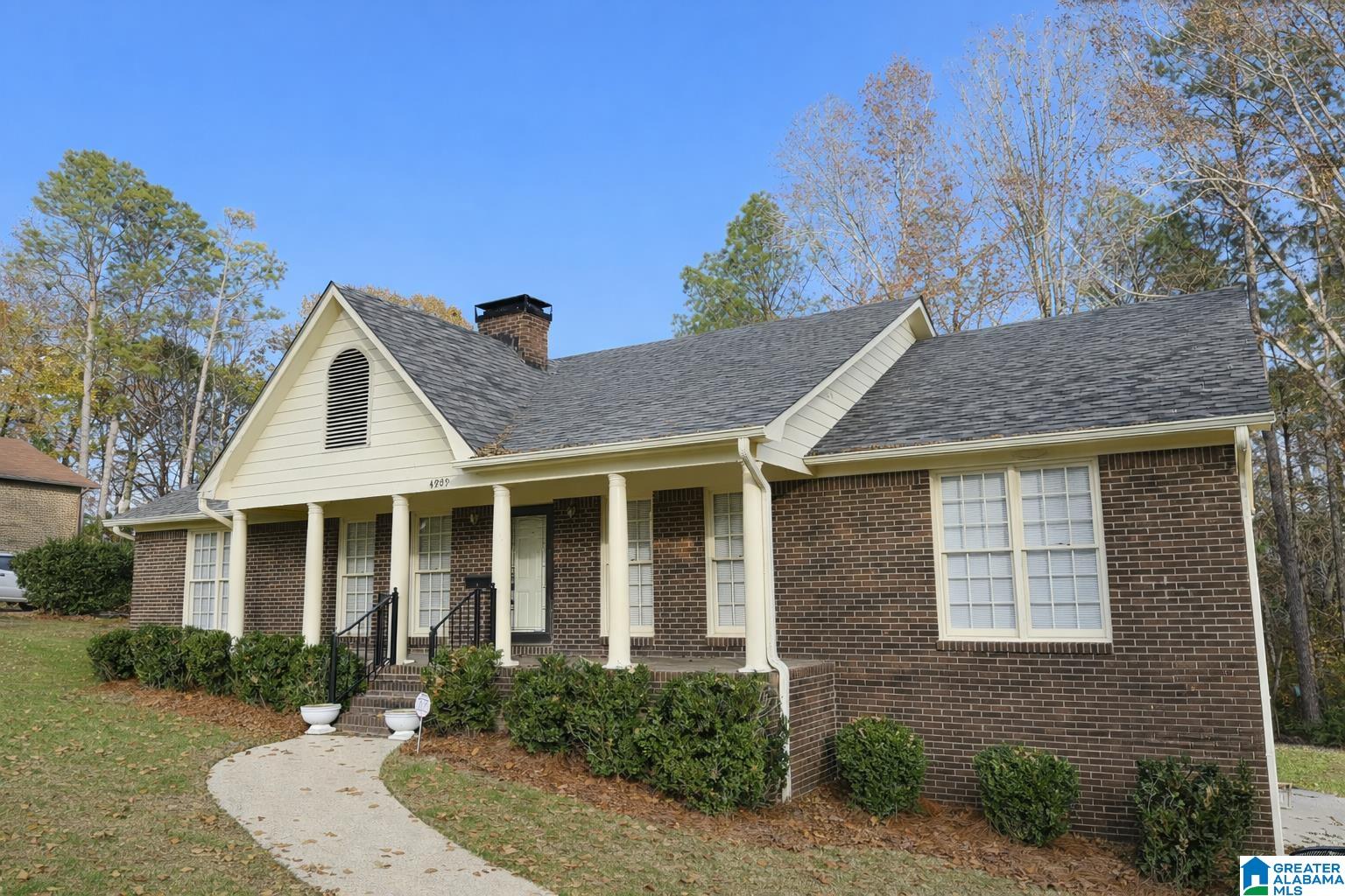 4909 Sussex Road Birmingham, AL 35242 - Photo 2 of 8