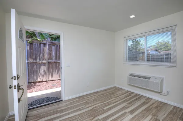 $2,500 | 610 Coronel Place, Unit A, Santa Barbara, CA 93101