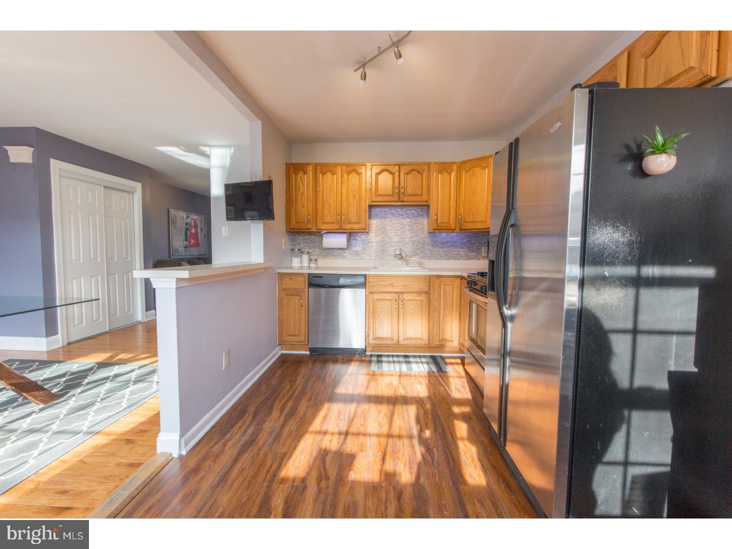 12303 Rambler Road Philadelphia, PA 19154 - Photo 11 of 25 Kitchen