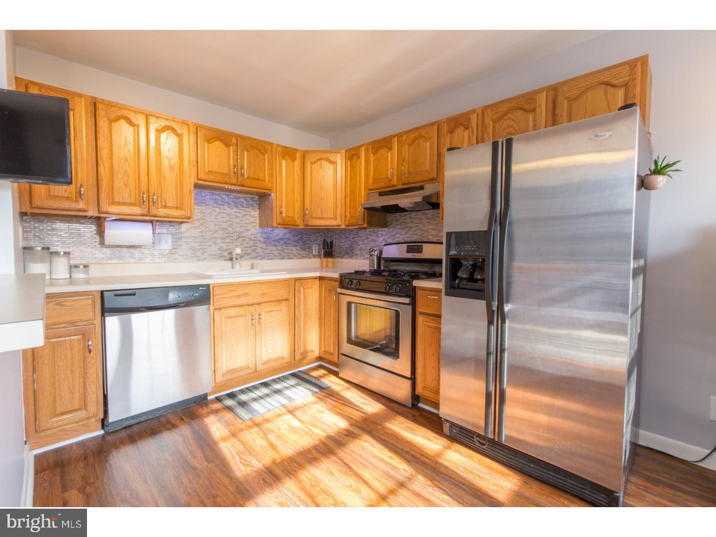 12303 Rambler Road Philadelphia, PA 19154 - Photo 12 of 25 Kitchen