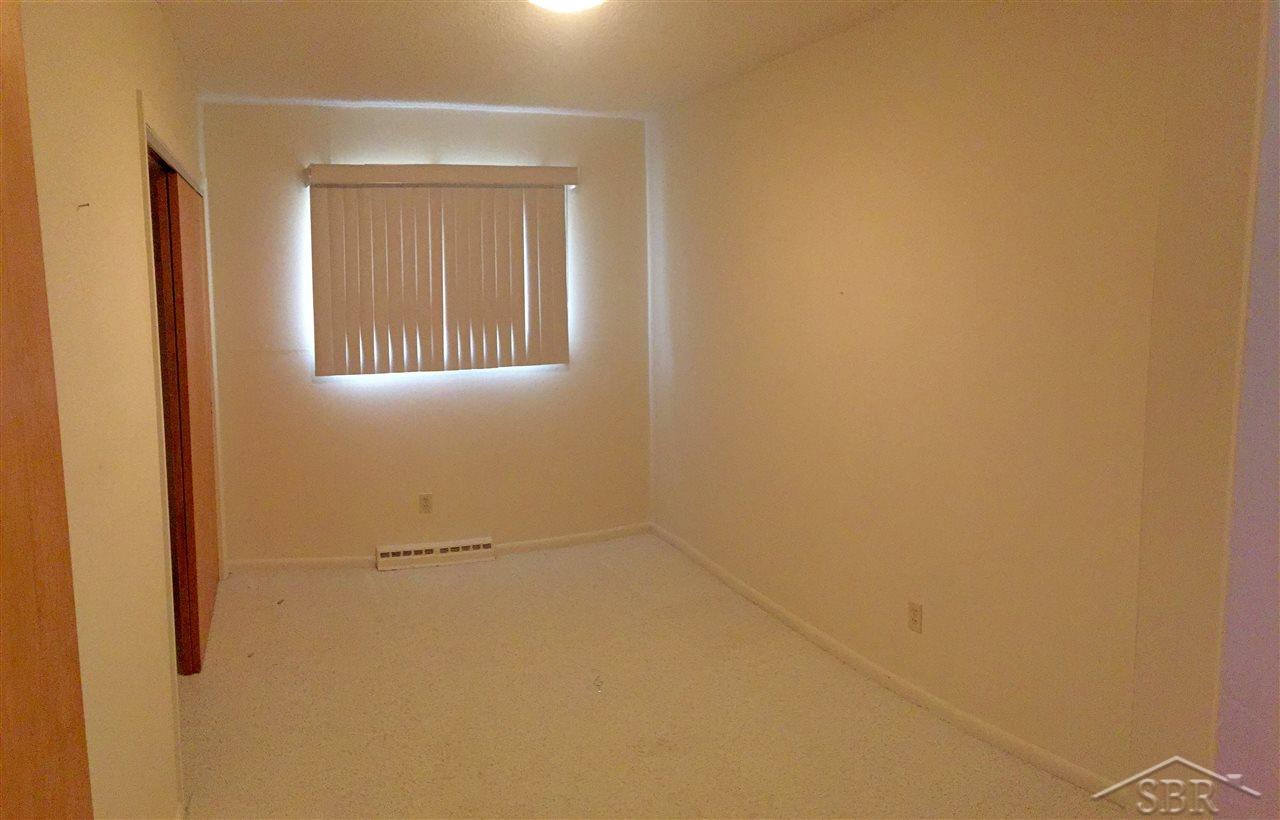 5510 Sheridan Road Saginaw, MI 48601 - Photo 6 of 7 31283002-5.JPG