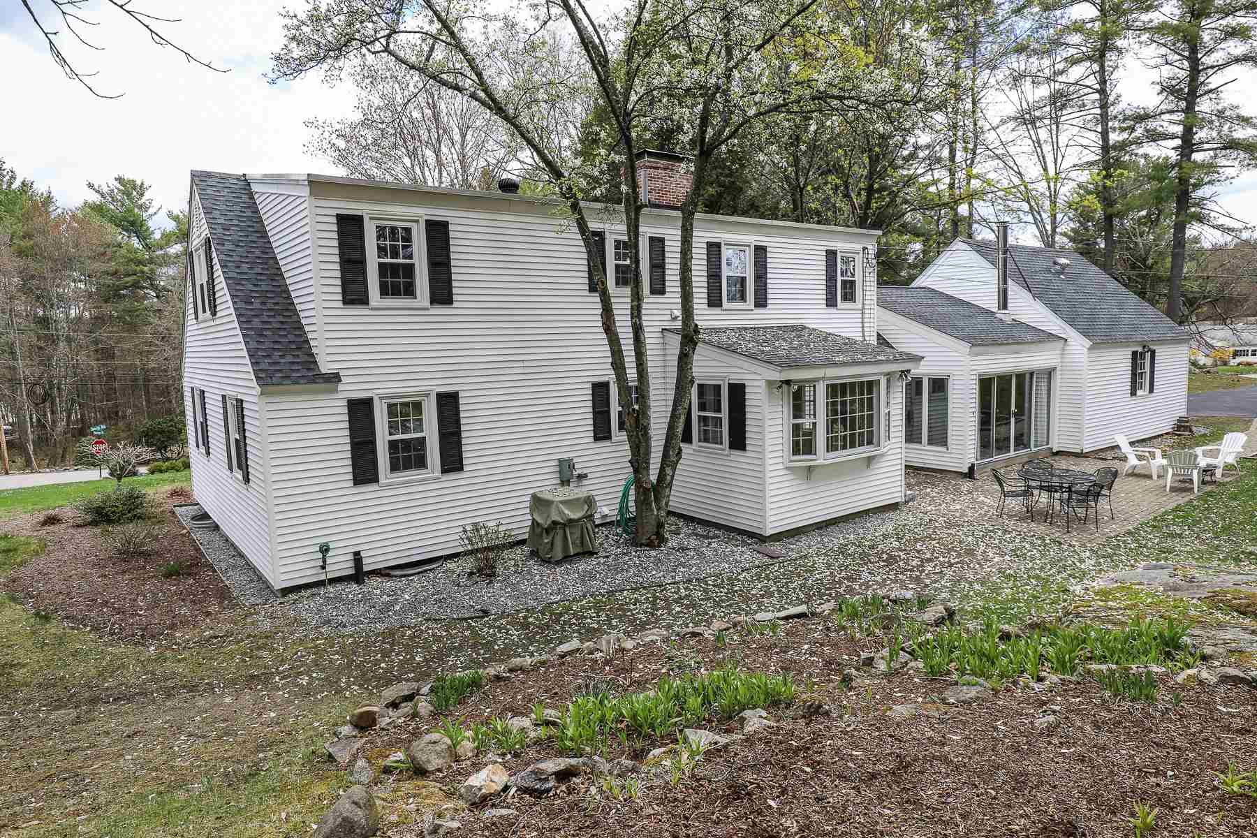 25 Smith Road Bedford, NH 03110 - Photo 34 of 35