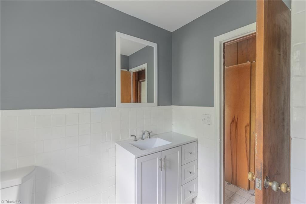 457 Brooks Road Reidsville, NC 27320 - Photo 12 of 34 Gallery Image 12
