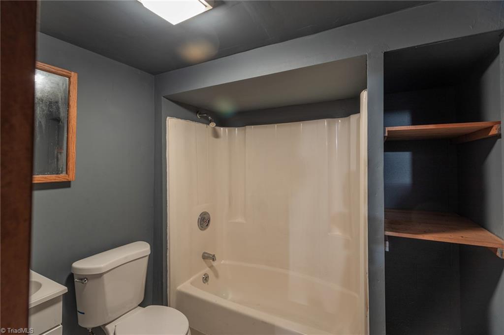 457 Brooks Road Reidsville, NC 27320 - Photo 23 of 34 Gallery Image 23