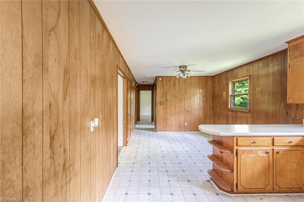 457 Brooks Road Reidsville, NC 27320 - Photo 28 of 34 Gallery Image 28