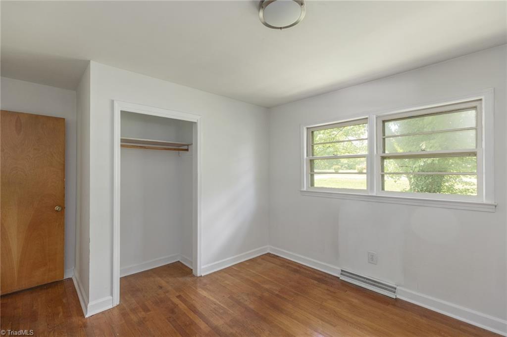 457 Brooks Road Reidsville, NC 27320 - Photo 8 of 34 Gallery Image 8