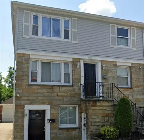$1,950 | 348 Union Avenue, Unit 1, Cranston, RI 02909
