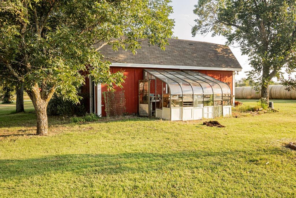 471 Hcr 3335 Road Hubbard, TX 76648 - Photo 3 of 40 a view of swimming pool with an outdoor space