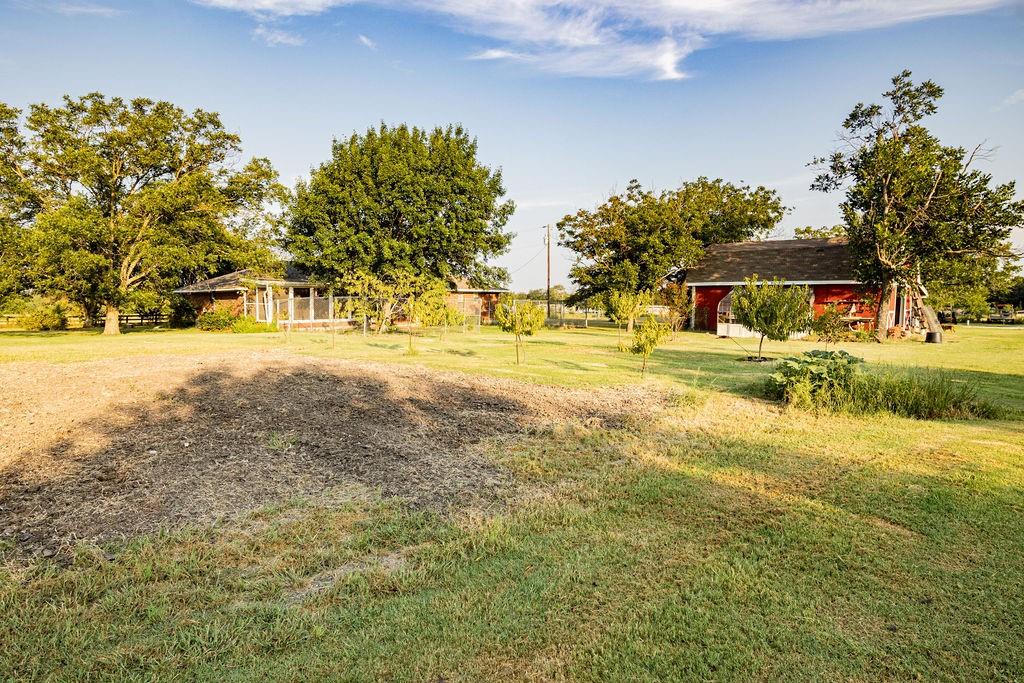 471 Hcr 3335 Road Hubbard, TX 76648 - Photo 34 of 38