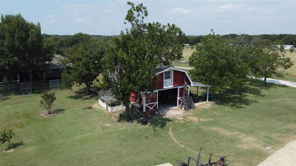 471 Hcr 3335 Road Hubbard, TX 76648 - Photo 38 of 40 an aerial view of a house with a yard