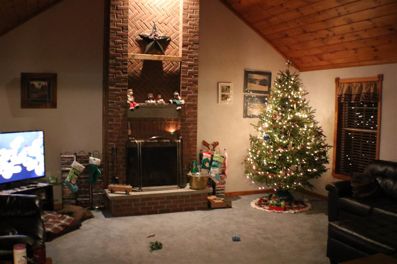 1032 River Road Weare, NH 03281 - Photo 3 of 34 Gallery Image 3