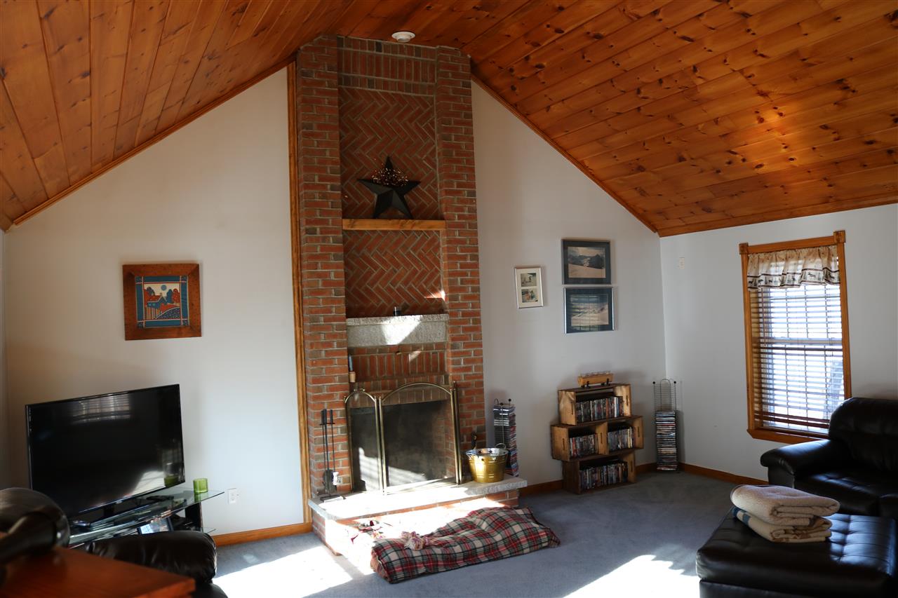 1032 River Road Weare, NH 03281 - Photo 4 of 34 Gallery Image 4