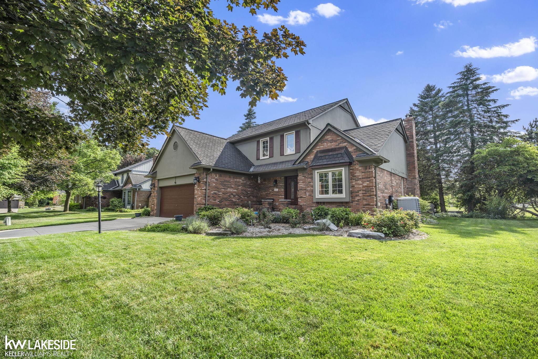 650 Lexington Drive Rochester, MI 48307 - Photo 1 of 50 50178973-12805526-46be-40c1-ac64-3bc420a89e97.JPG