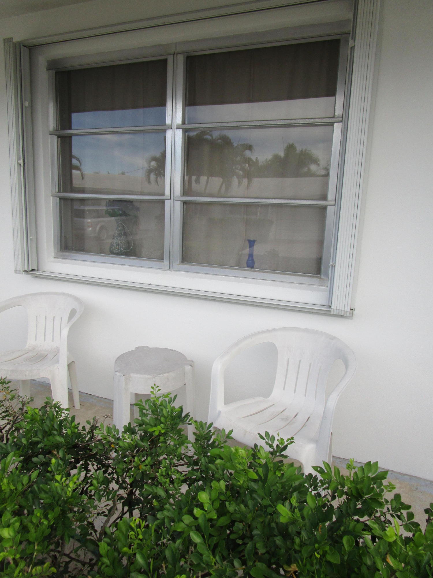 722 Ridge Road, Unit 14 Lantana, FL 33462 - Photo 2 of 13 Front of building