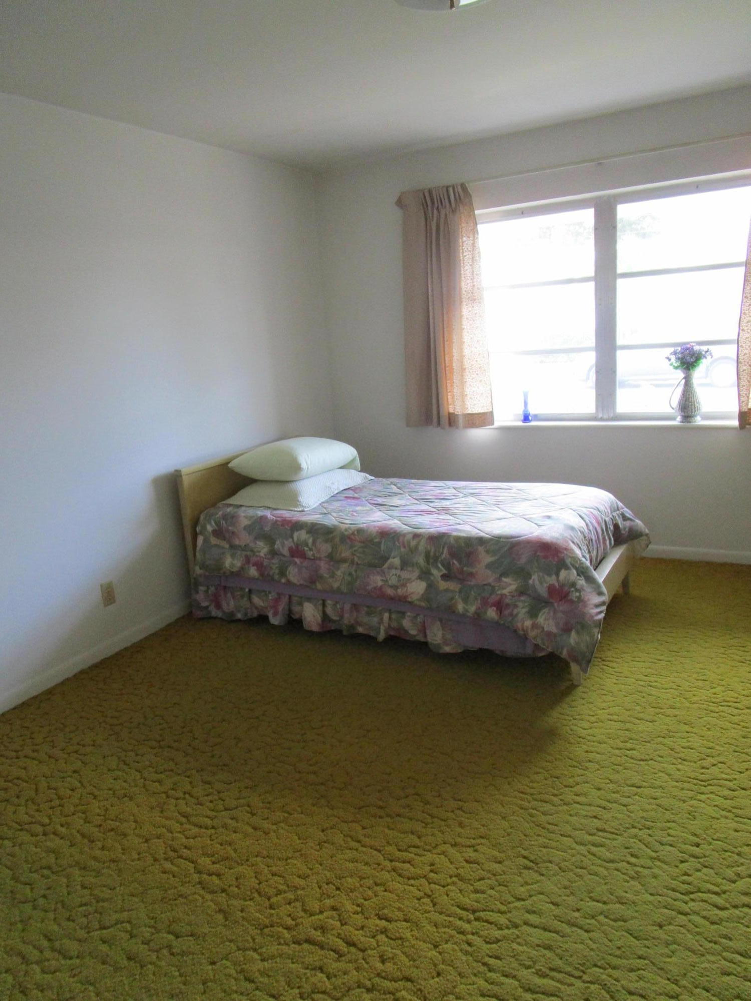 722 Ridge Road, Unit 14 Lantana, FL 33462 - Photo 9 of 13 Bed room