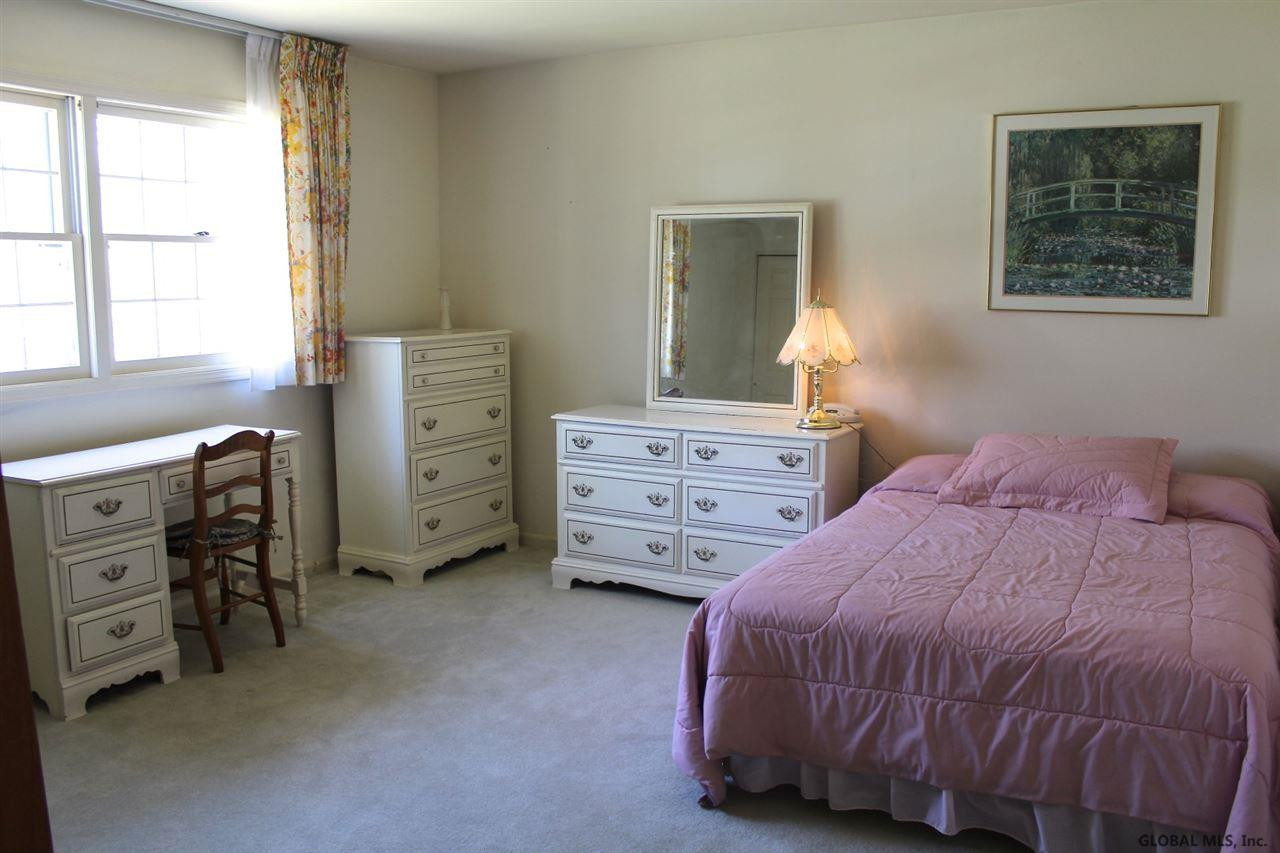 74 Huntersfield Road Bethlehem, NY 12054 - Photo 18 of 25 Photo 18