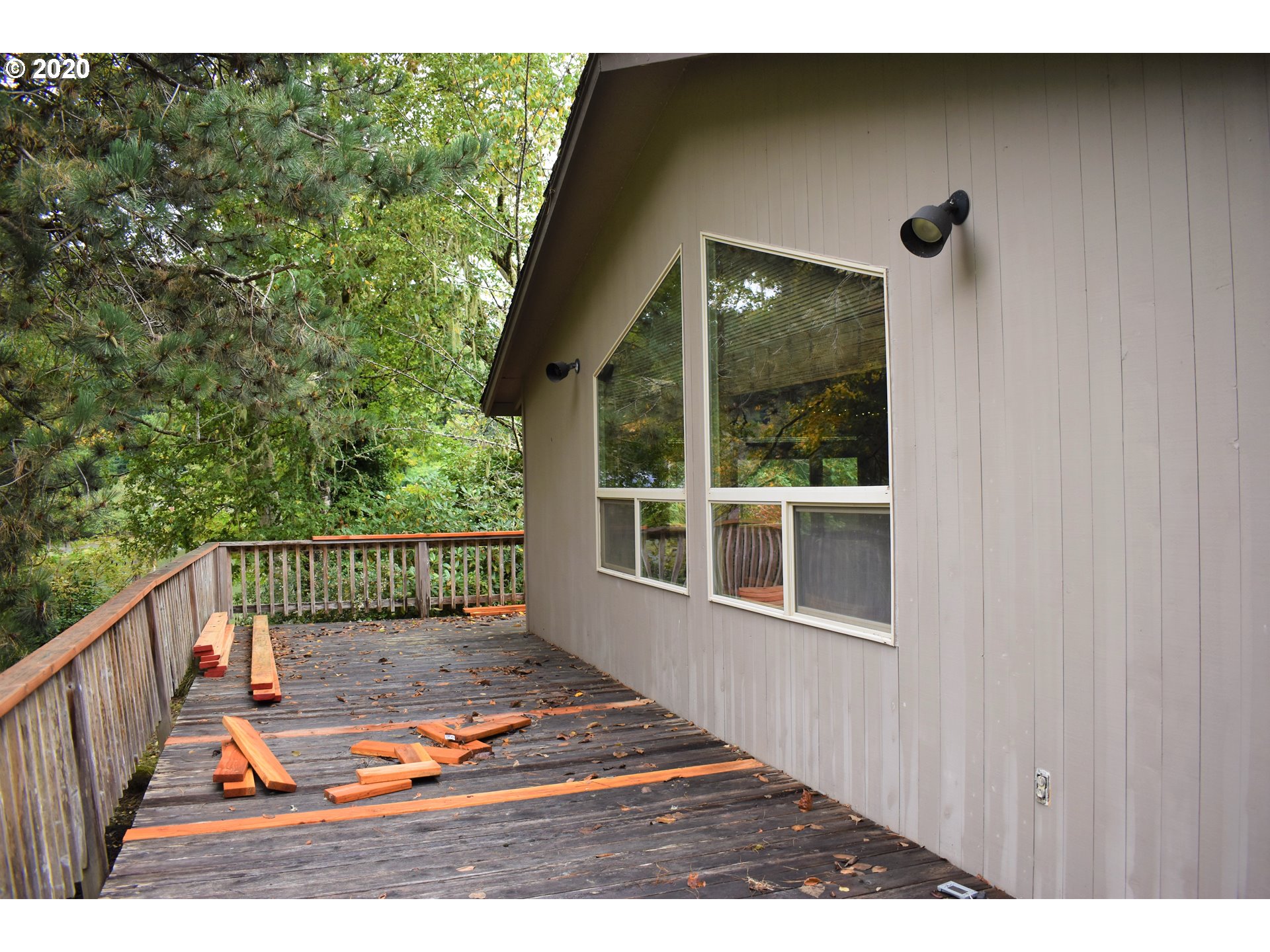 9323 Bernhardt Creek Road Mapleton, OR 97453 - Photo 3 of 12 Gallery Image 3