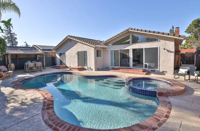 $1,900,000 | 860 Buchser Way, San Jose, CA 95125