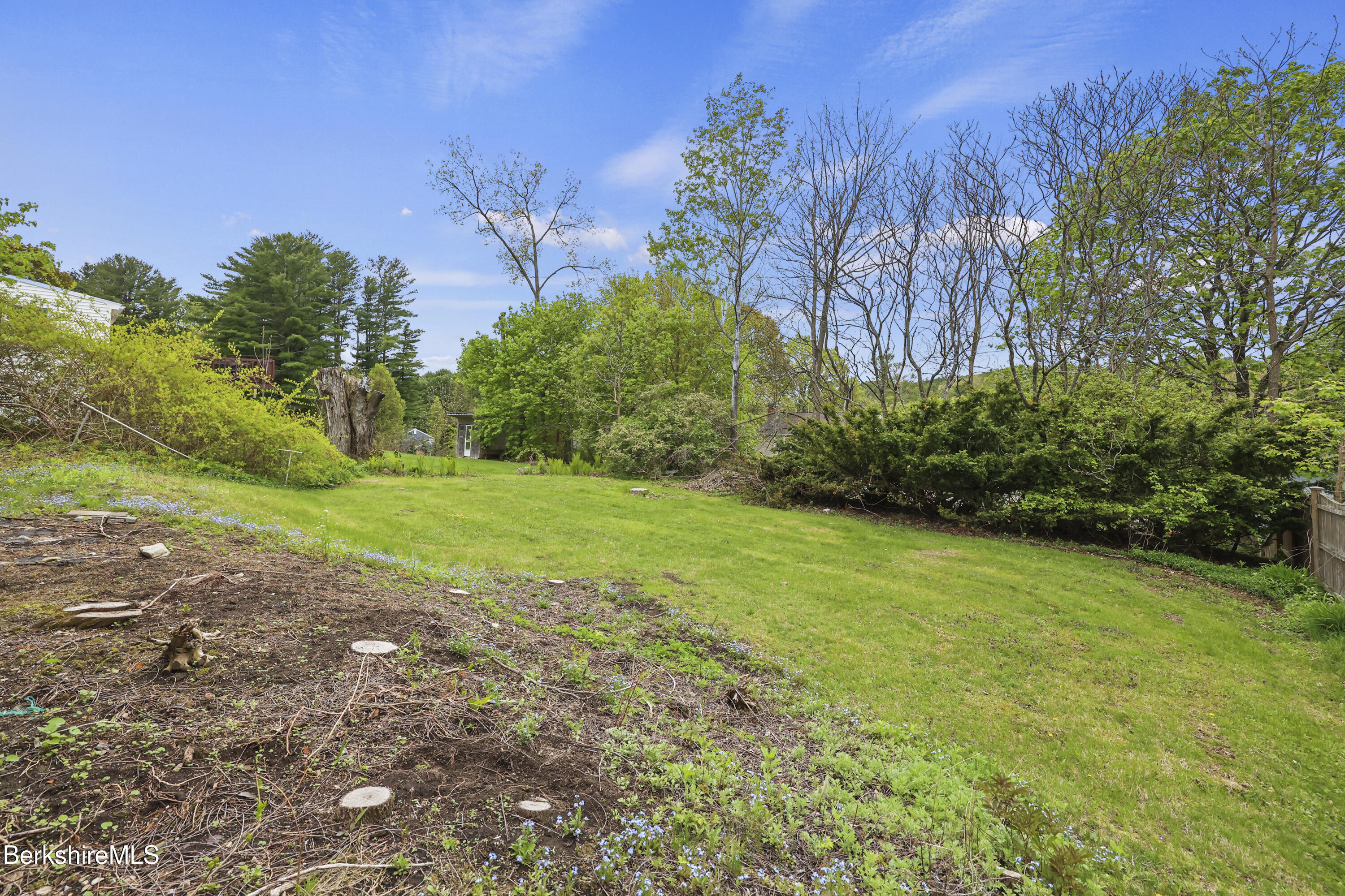 32 Jason Street Pittsfield, MA 01201 - Photo 15 of 27 150 Back Yard