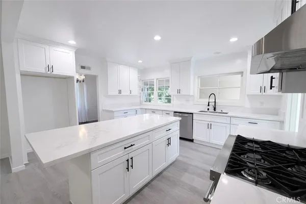 $7,450 | 18 Woodland Lane, Arcadia, CA 91006