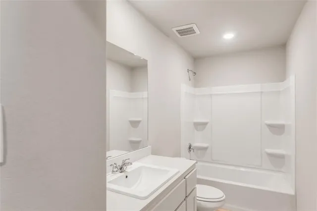 $2,100 | 3137 Pecan Farm Lane, Fort Worth, TX 76140