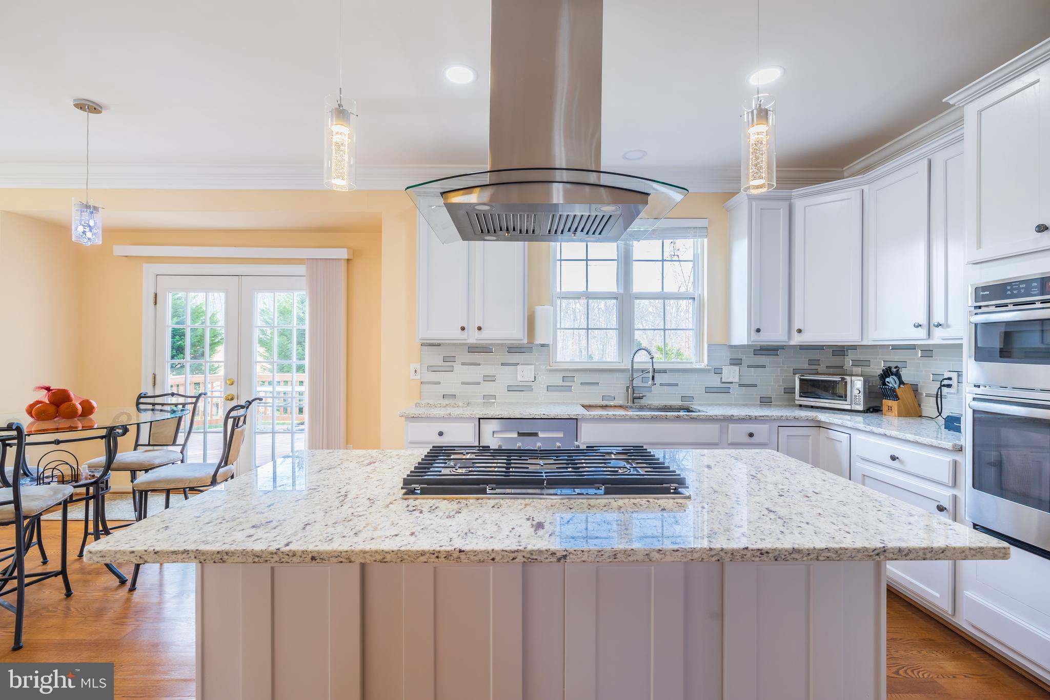 14546 Picket Oaks Road Centreville, VA 20121 - Photo 11 of 40